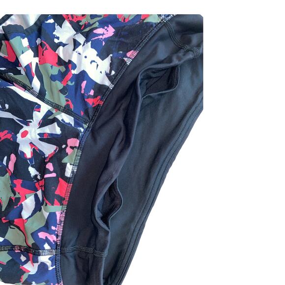 Lululemon 4 Way Stretch Speed Shorts Navy Pink Multicolor Size 2 EUC - Picture 4 of 5